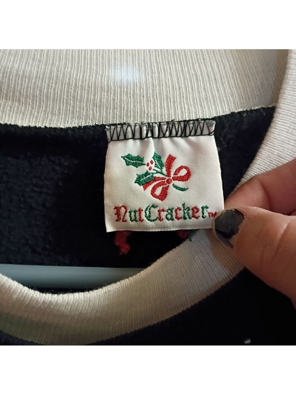 2/$10 Vintage Bear & Friends Holiday Christmas Faux Layered Crewneck Sweater - Picture 4 of 9